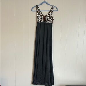 Vintage vanity fair leopard spotted ankle length, romantic style nightgown